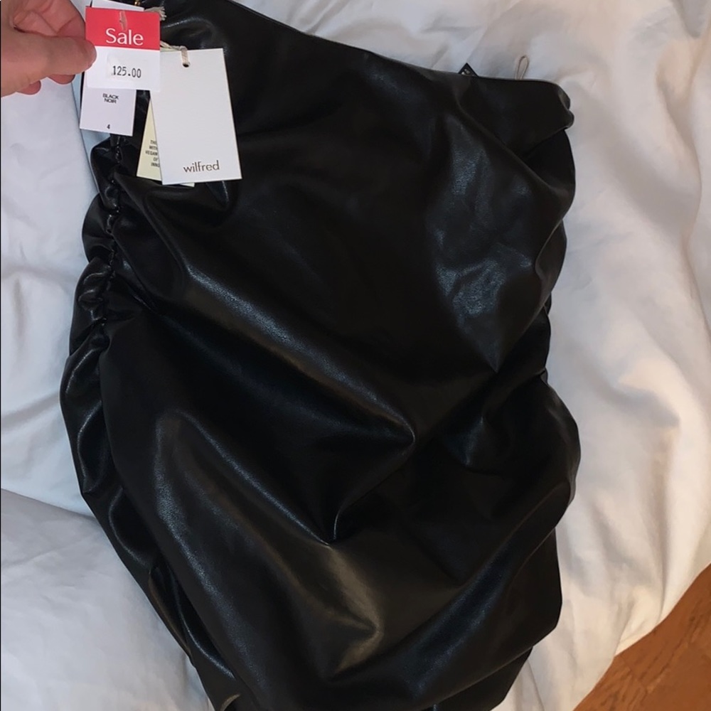 Wilfred Black Vegan Leather Mini Skirt NWT size 4